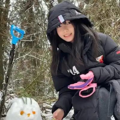 訾幻灵